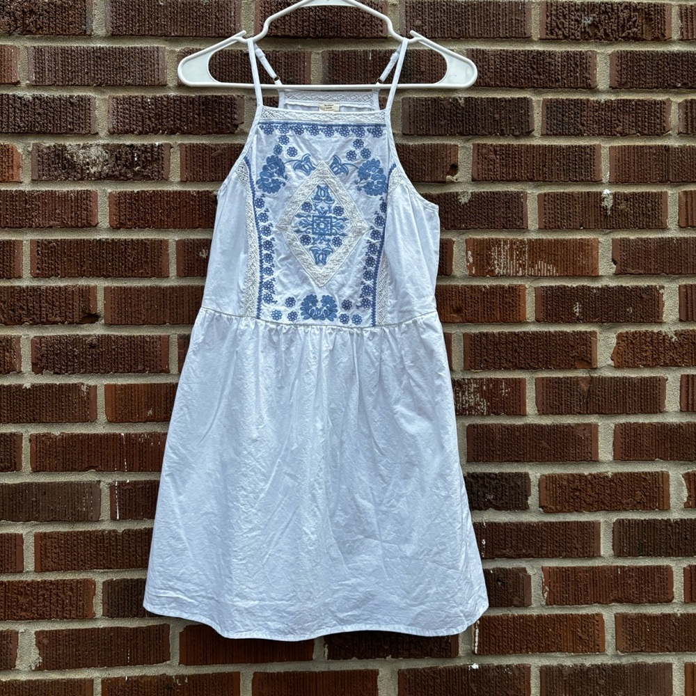 River Island Sz 8 White Spaghetti straps mini dress Blue embroidery detail